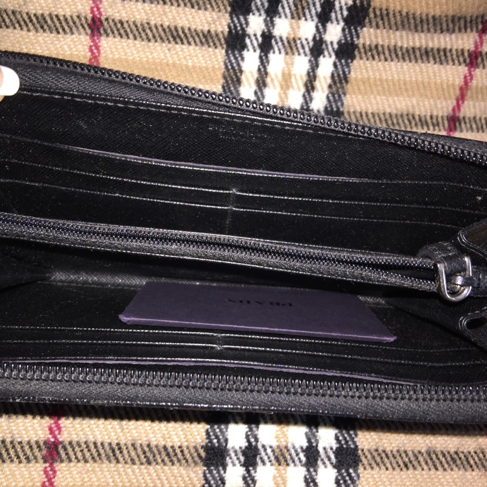 COPY - Tessuto zip around wallet - Picture 2 of 3